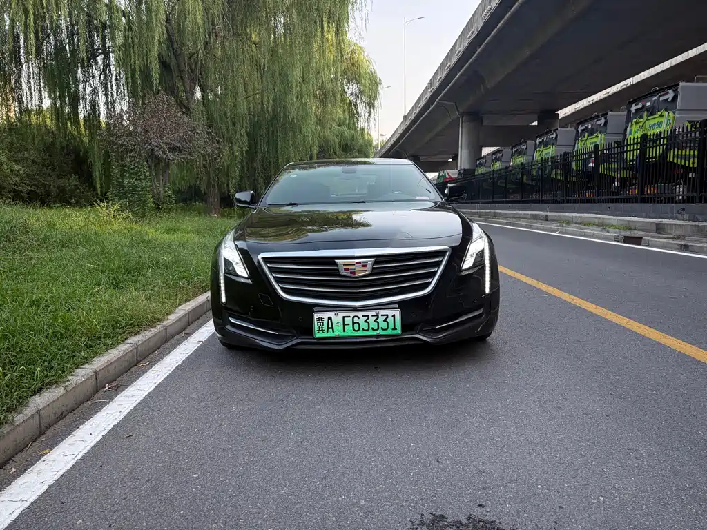 Cadillac CT6 Plug-in — фото 2