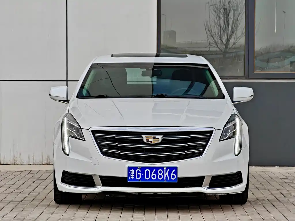 Cadillac XTS — фото 2