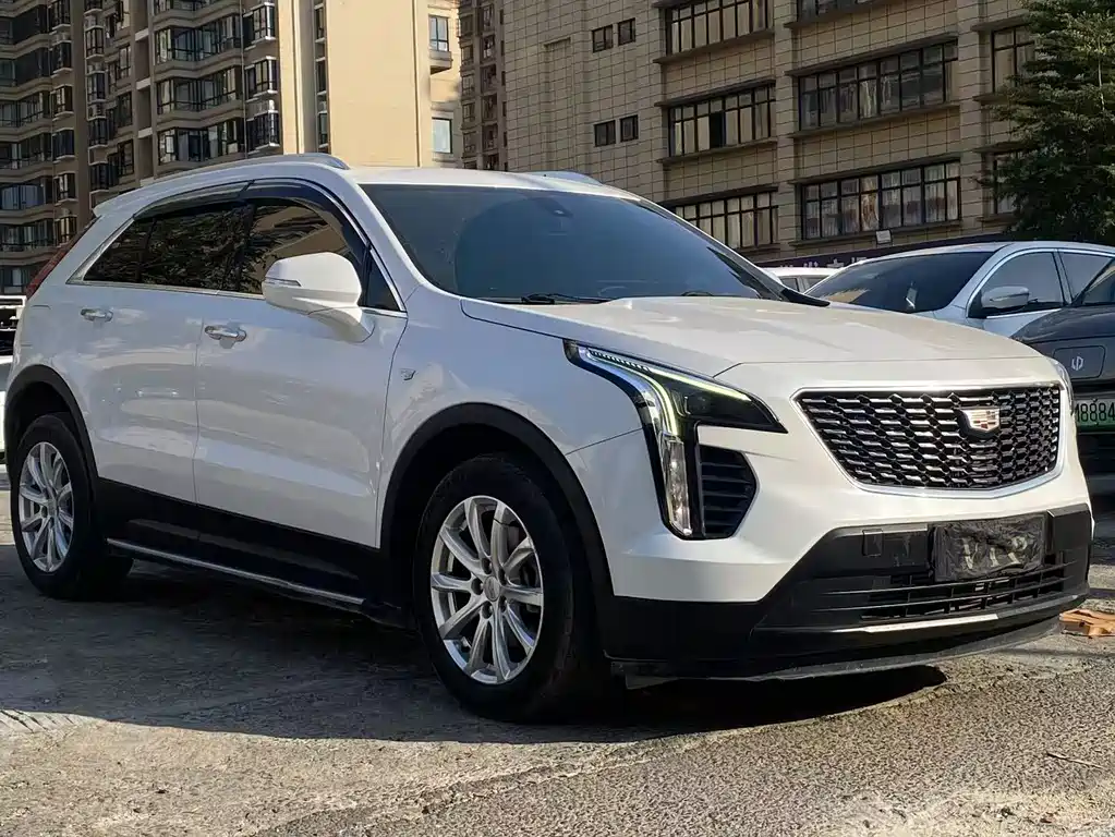 Cadillac XT4 — фото 3