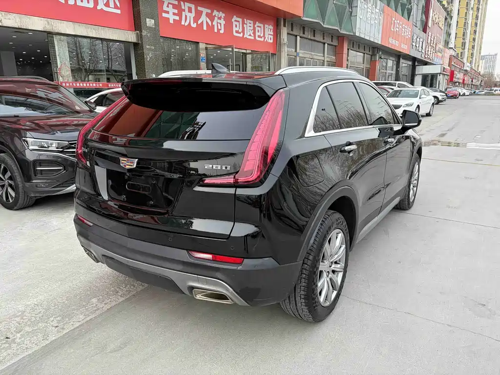 Cadillac XT4 — фото 5