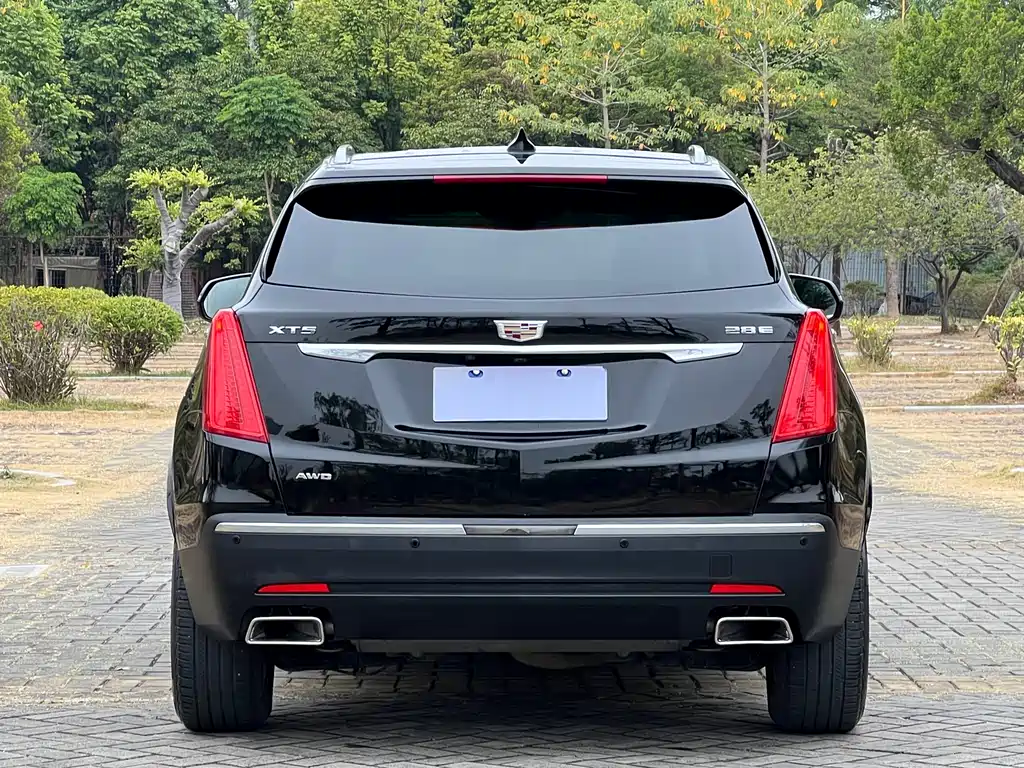 Cadillac XT5 — фото 5