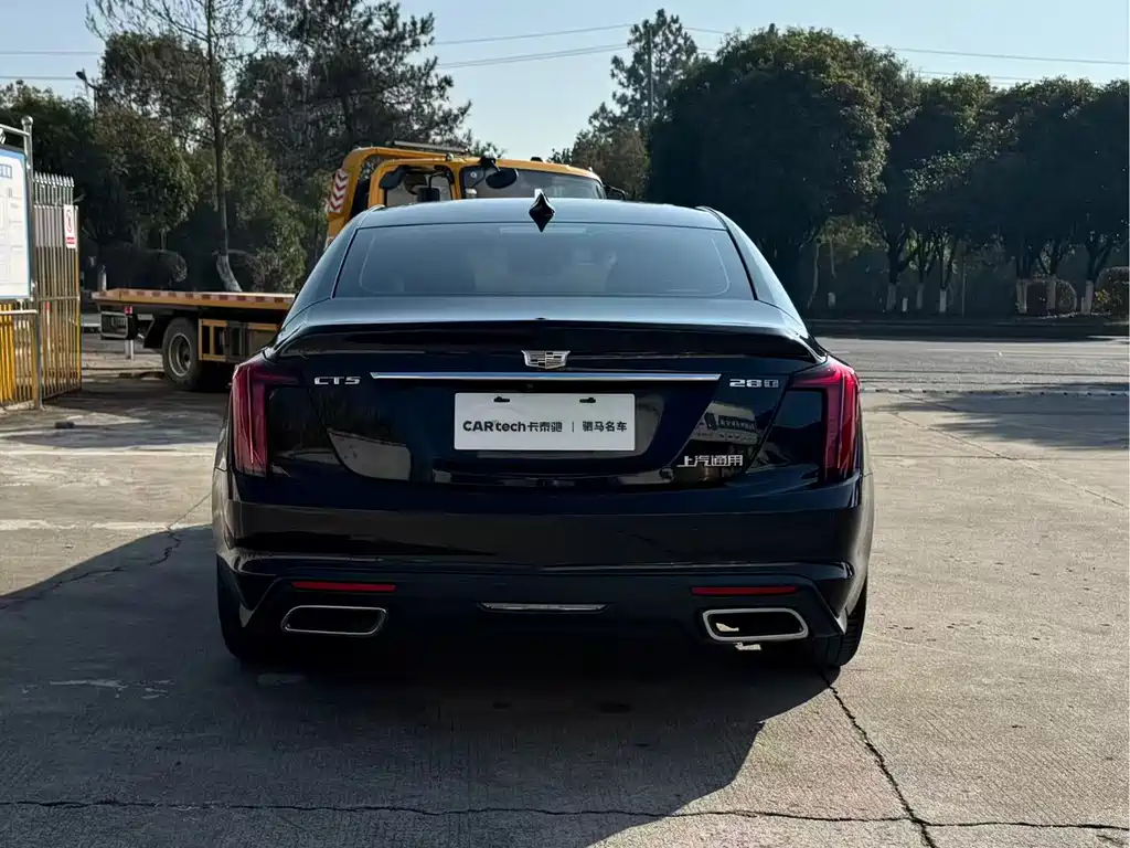 Cadillac CT5 — фото 6