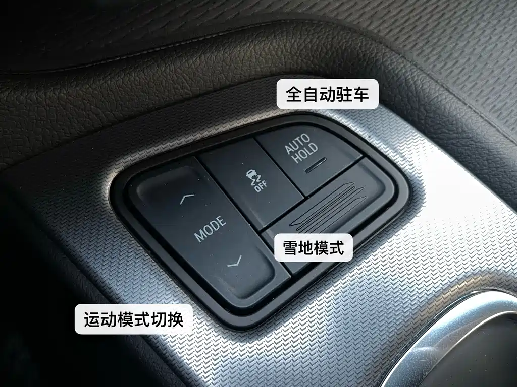 Cadillac CT5 — фото 23