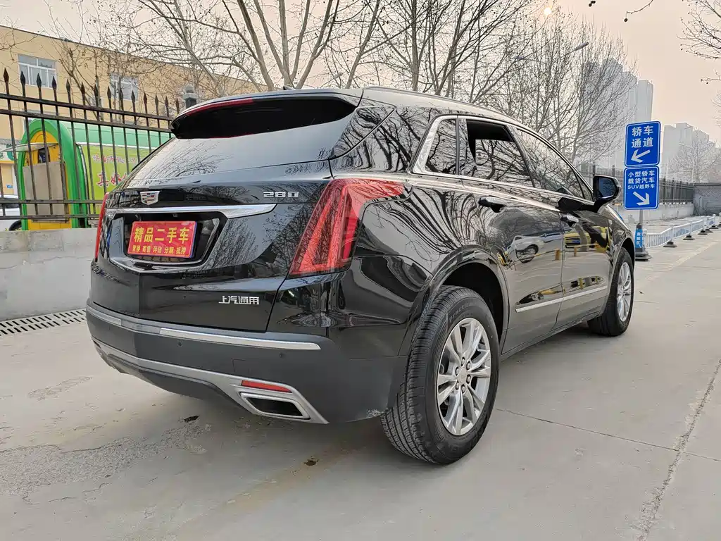 Cadillac XT5 — фото 4