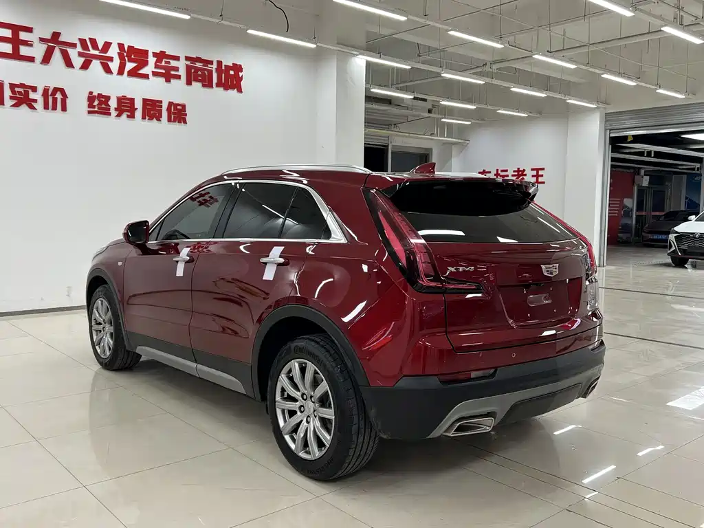 Cadillac XT4 — фото 5