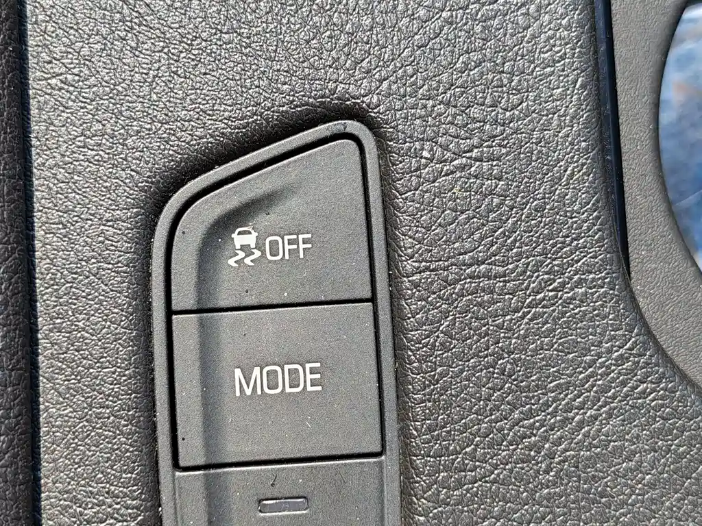 Cadillac XT5 — фото 22