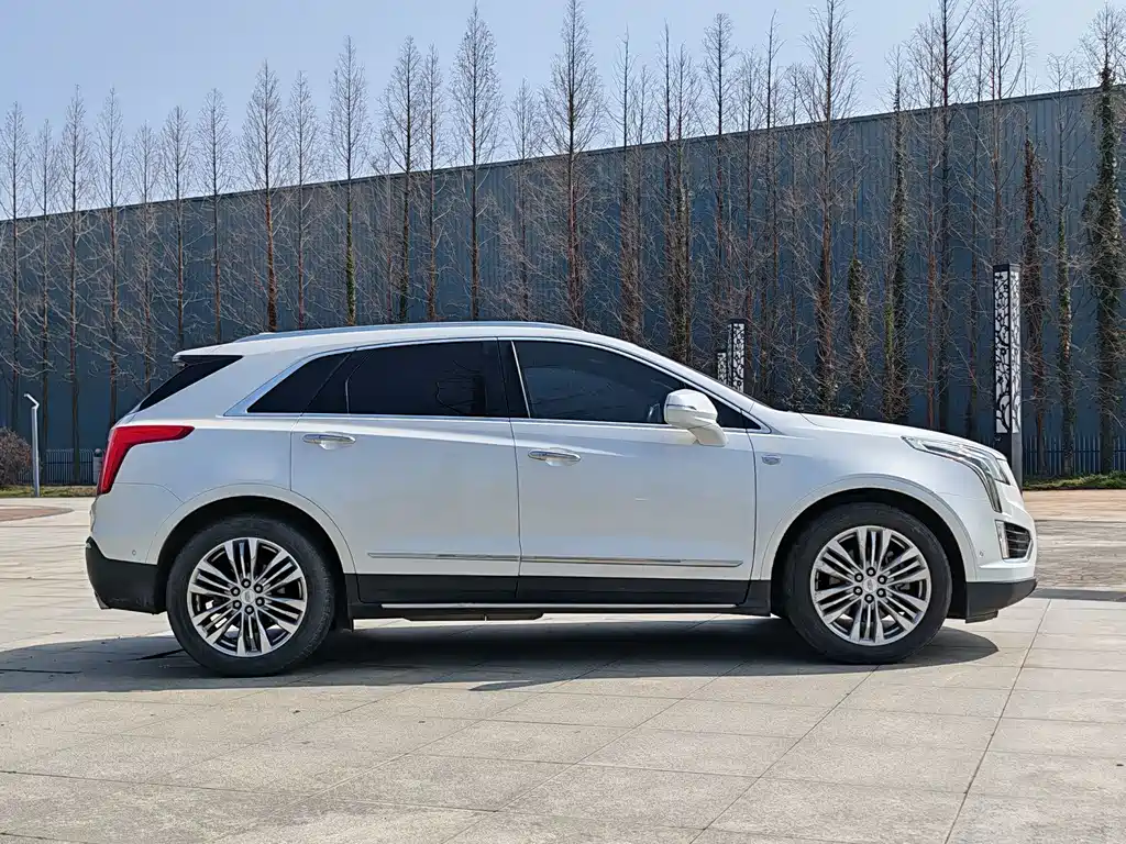 Cadillac XT5 — фото 4