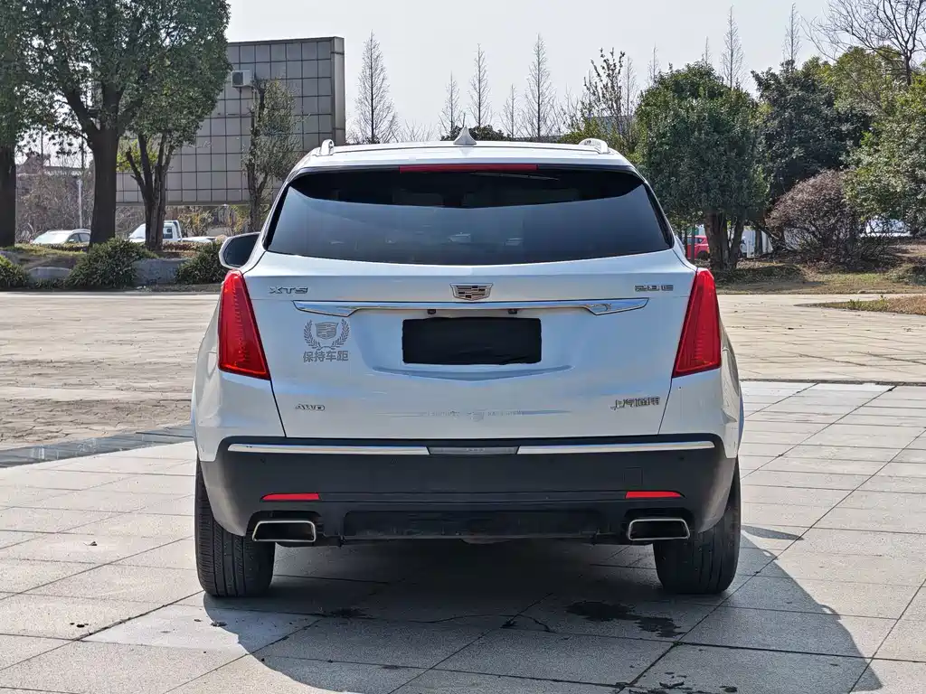 Cadillac XT5 — фото 6