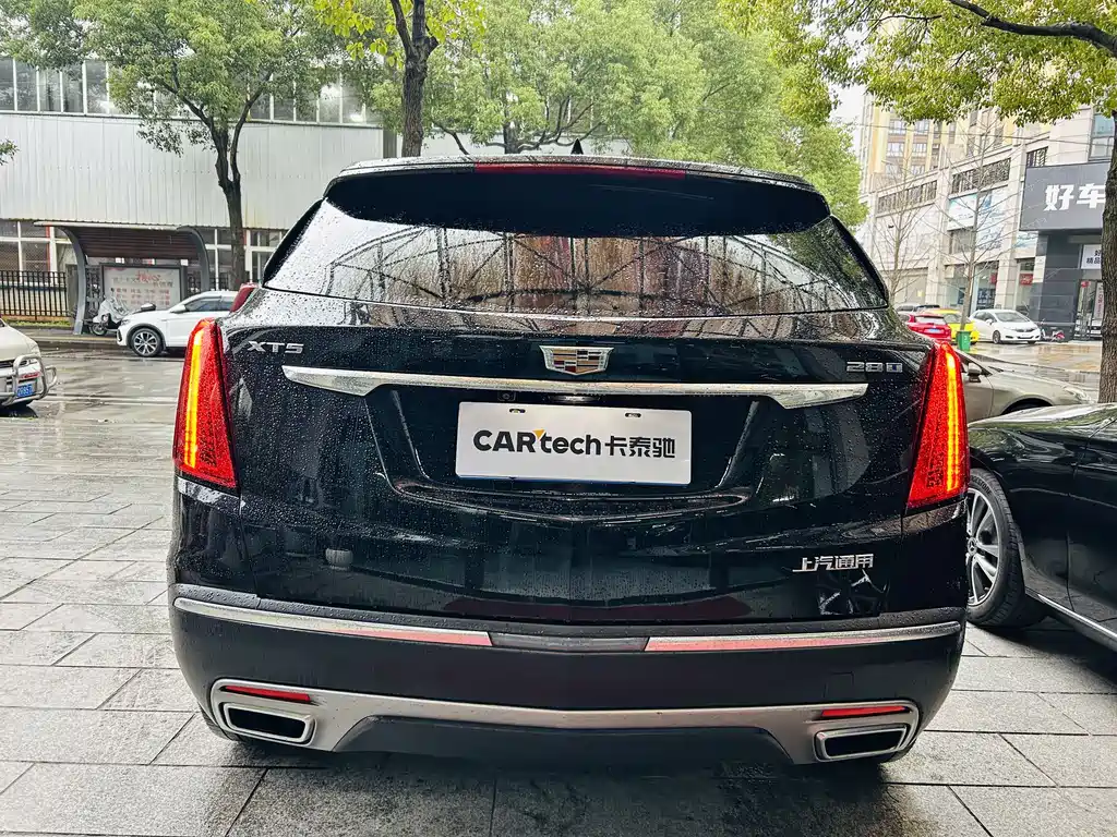 Cadillac XT5 — фото 3