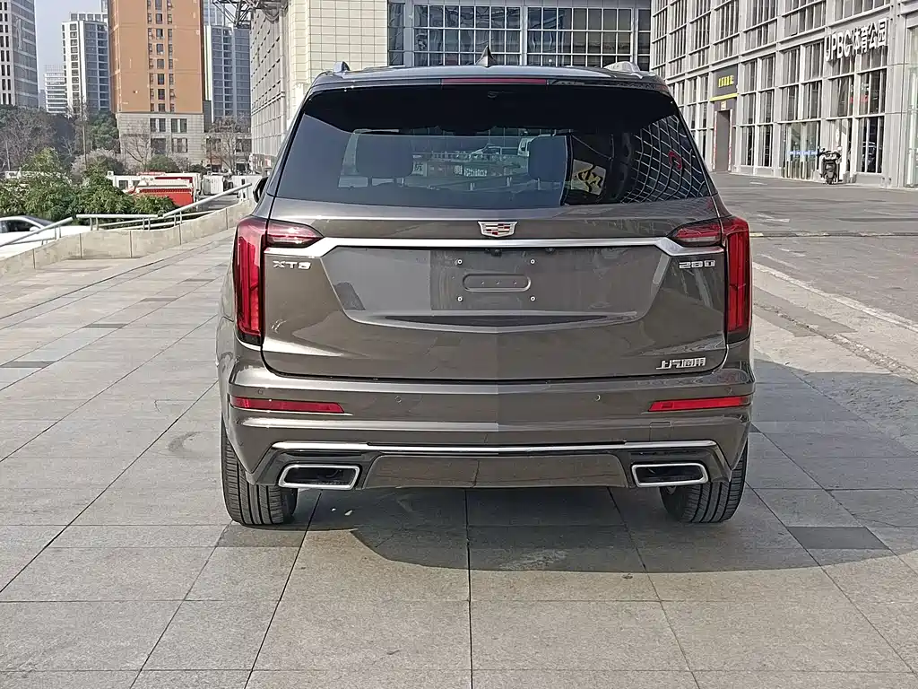 Cadillac XT6 — фото 7