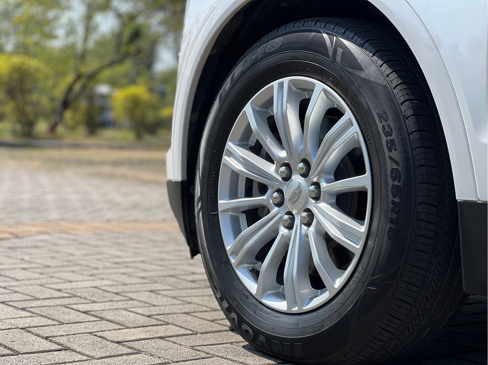Cadillac XT5 — фото 9