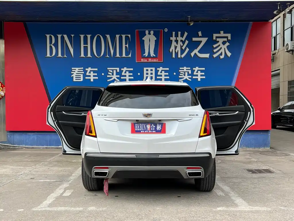 Cadillac XT5 — фото 22