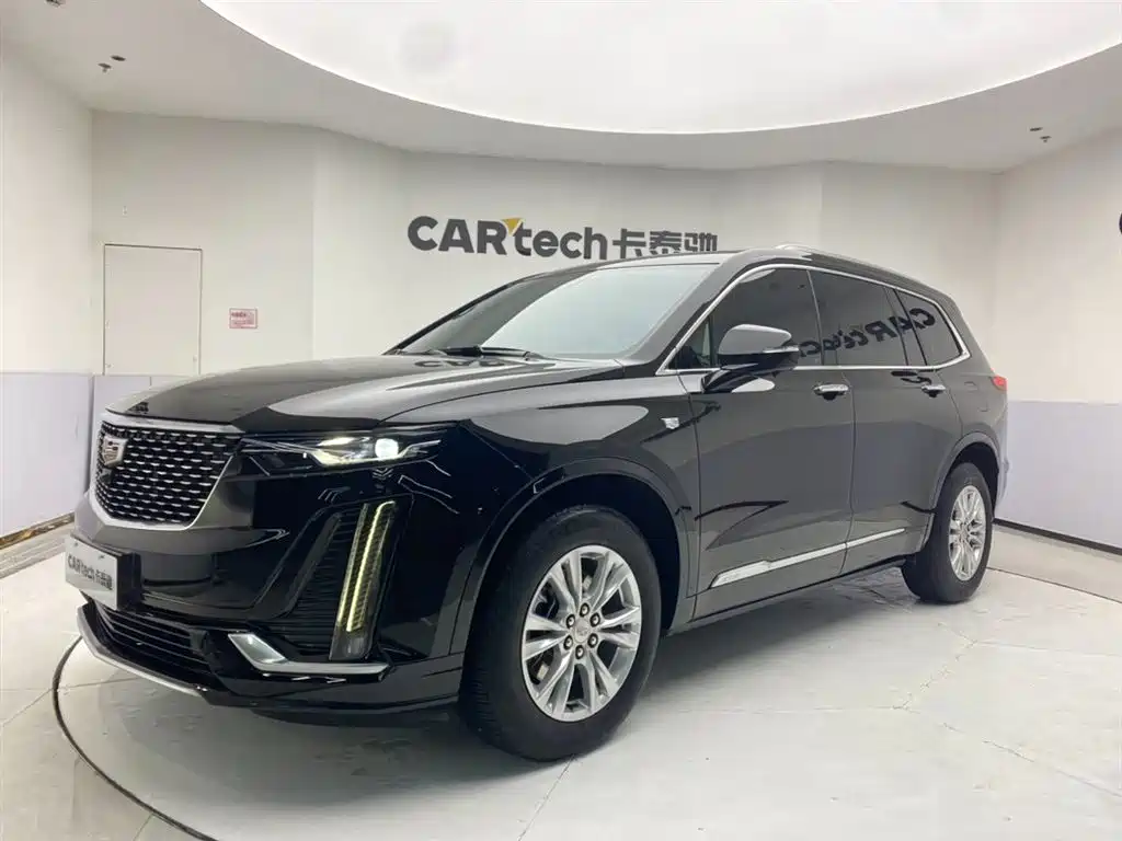 Cadillac XT6 — фото 2