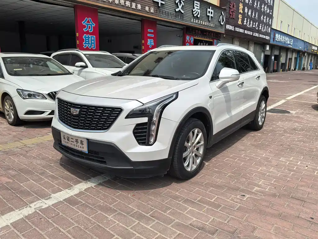 Cadillac XT4