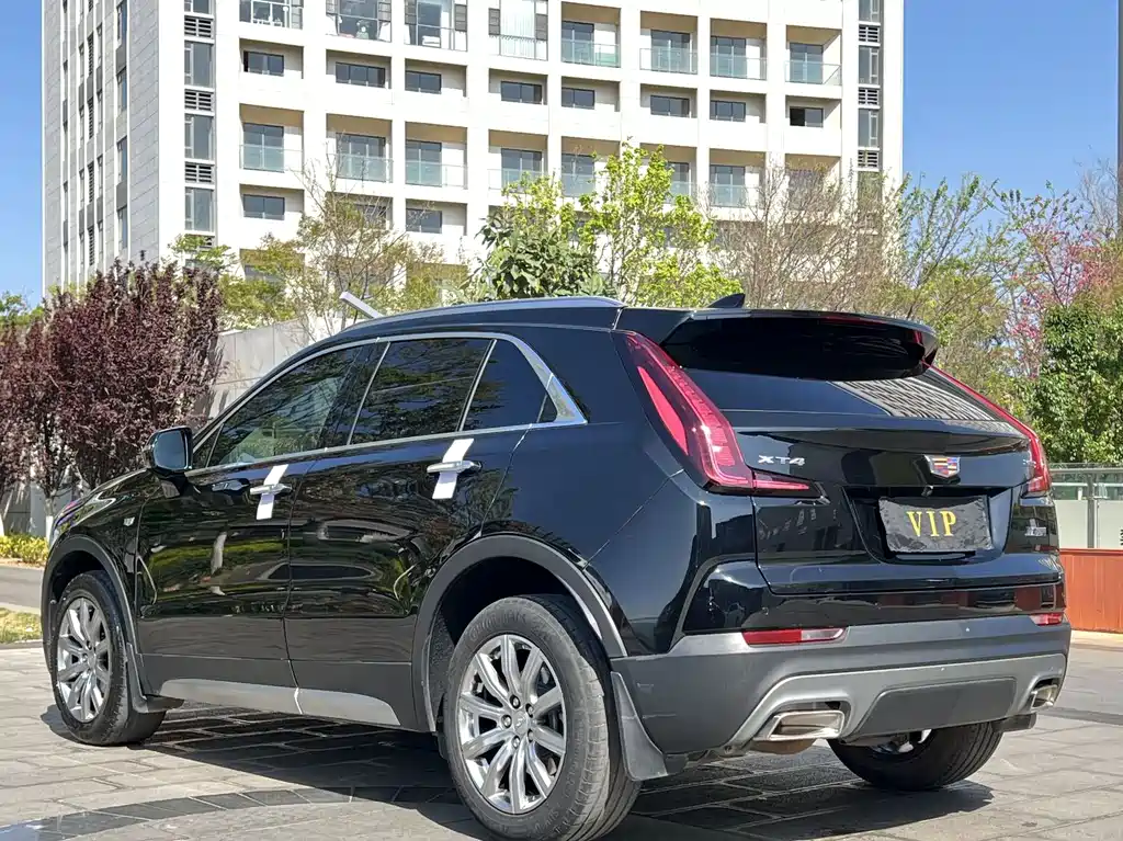 Cadillac XT4 — фото 4