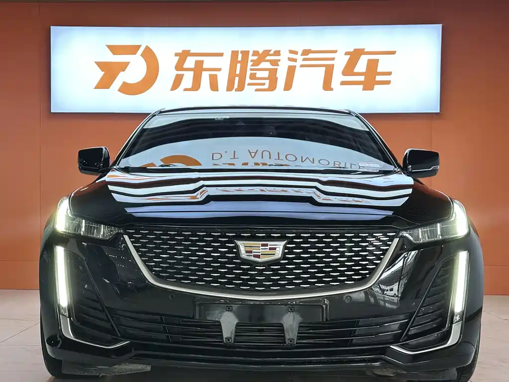 Cadillac CT5 — фото 2
