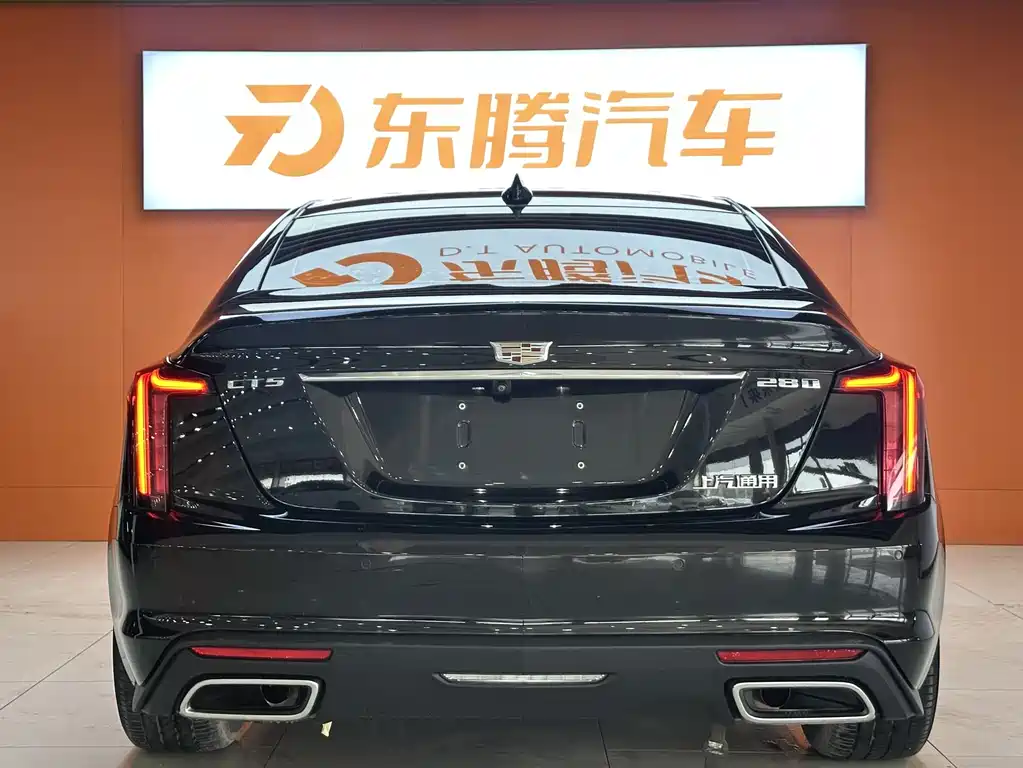 Cadillac CT5 — фото 6