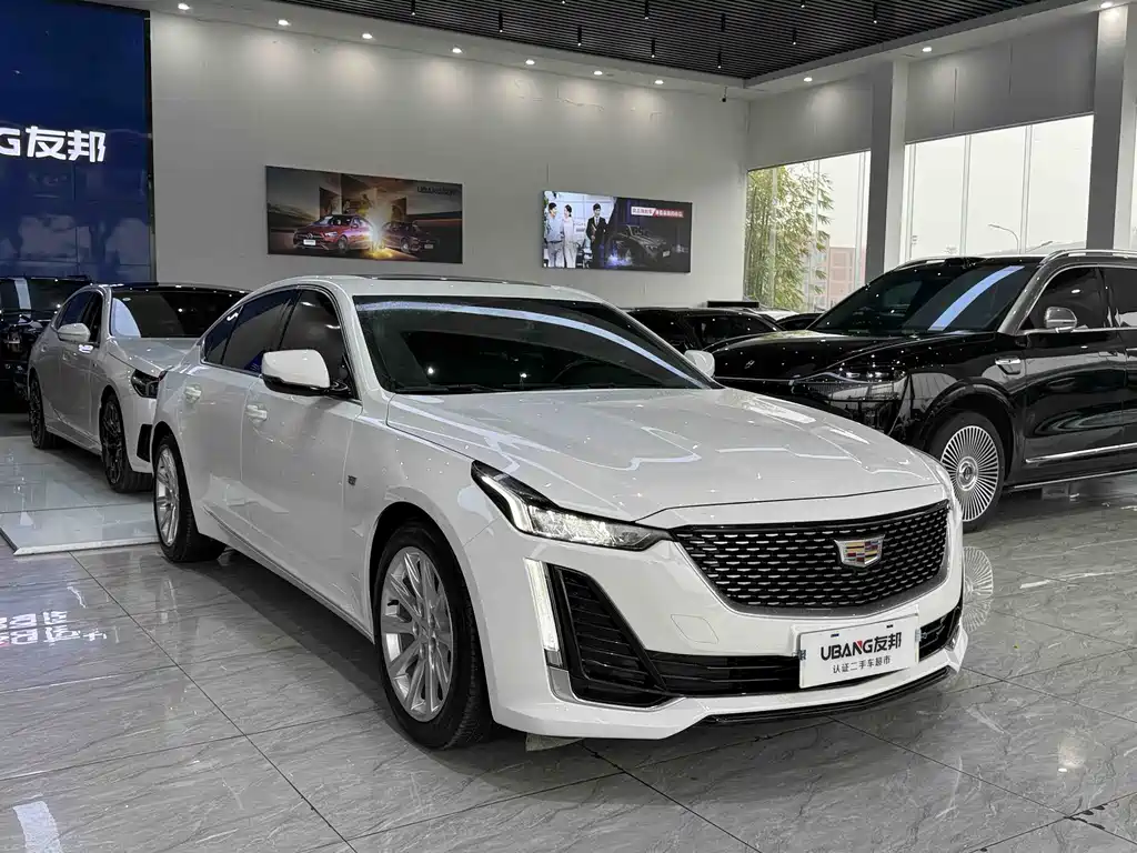 Cadillac CT5 — фото 3