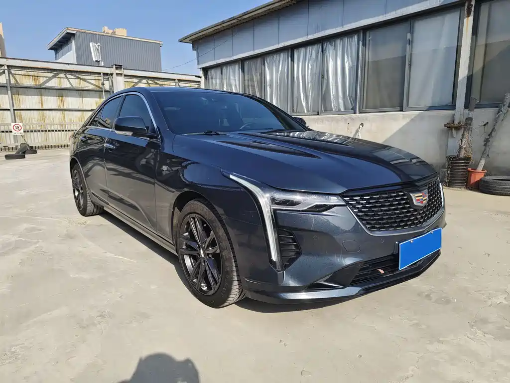 Cadillac CT4 — фото 3
