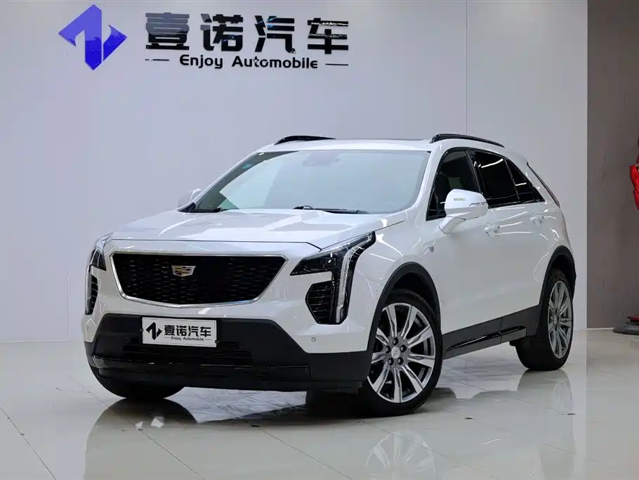 Cadillac XT4 — фото 8