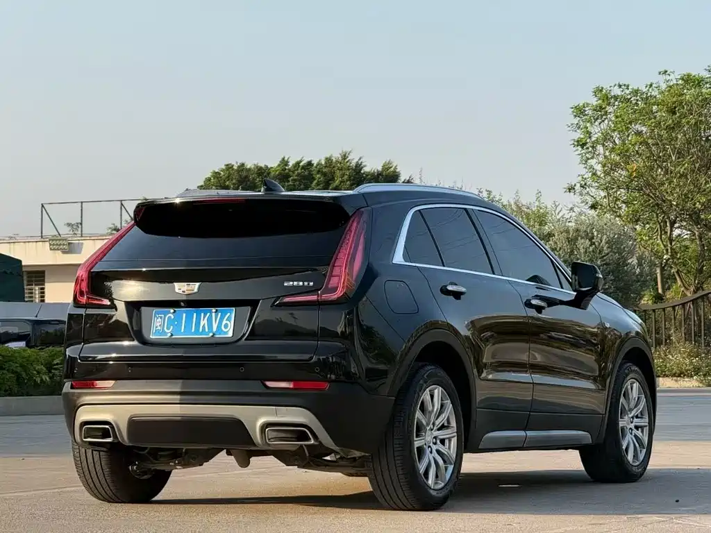 Cadillac XT4 — фото 9