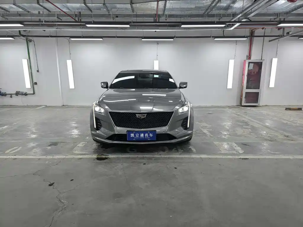 Cadillac CT6 — фото 2