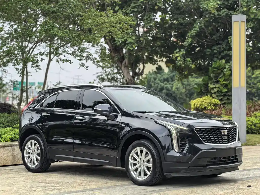Cadillac XT4 — фото 3