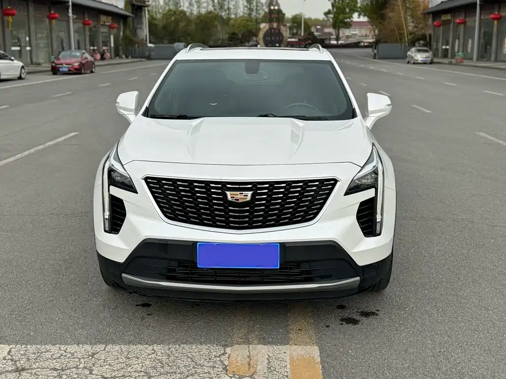 Cadillac XT4 — фото 2