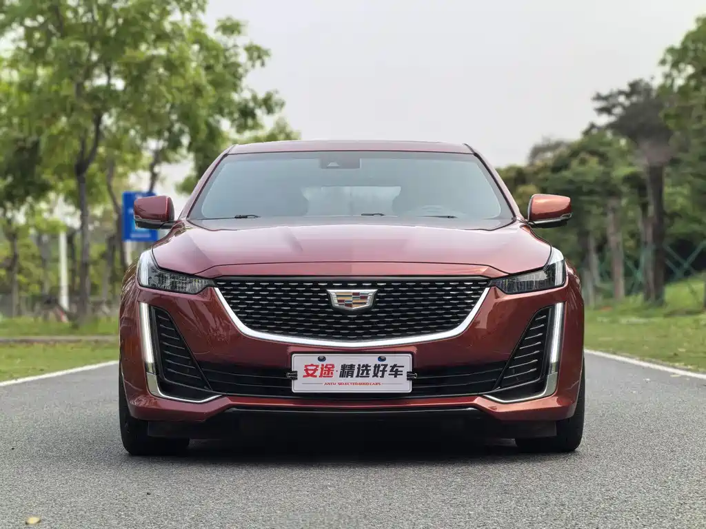 Cadillac CT5 — фото 2
