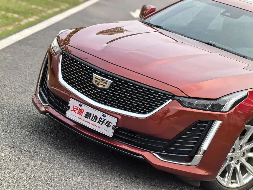 Cadillac CT5 — фото 5
