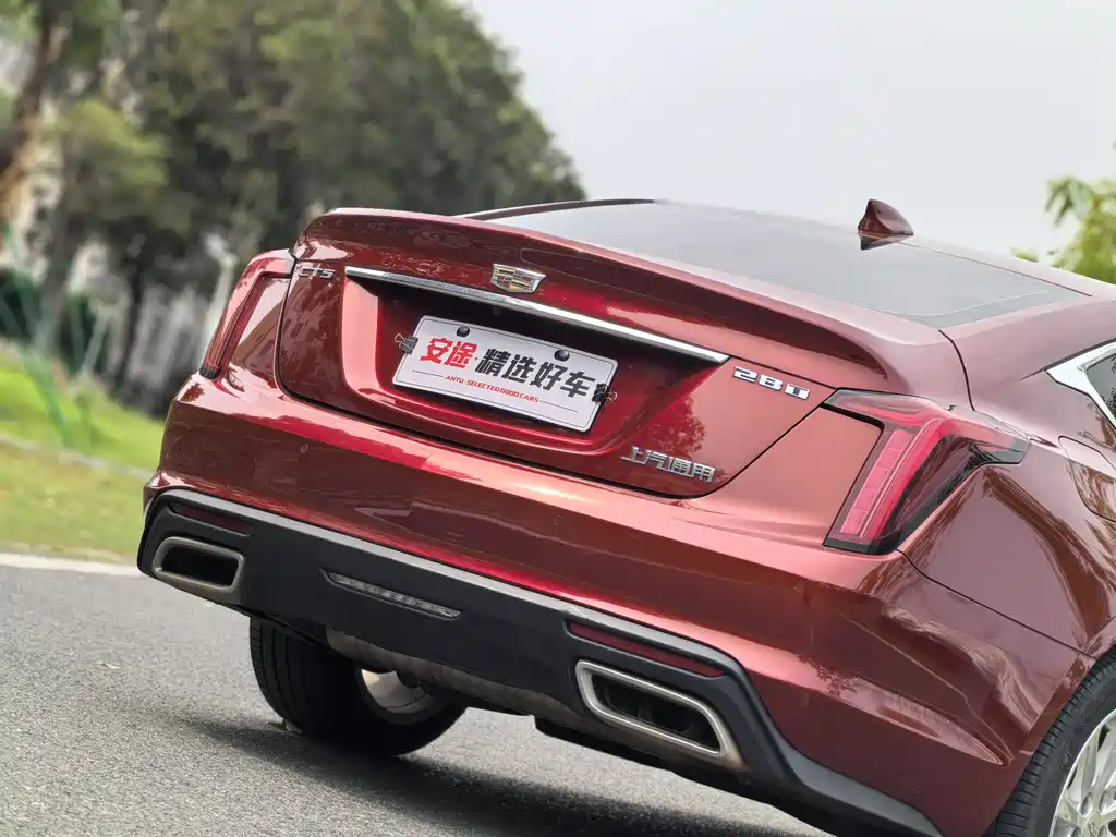 Cadillac CT5 — фото 6