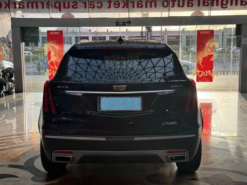 Cadillac XT5 — фото 5