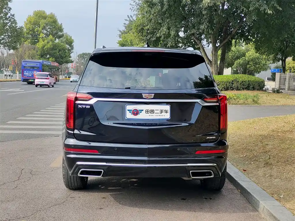 Cadillac XT6 — фото 5