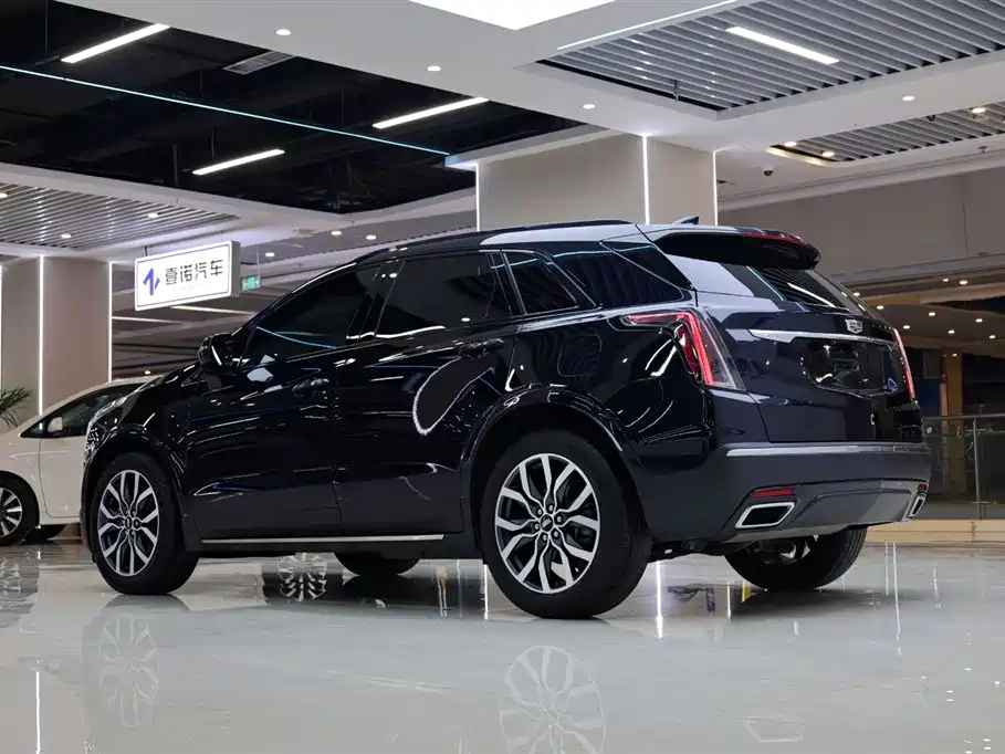 Cadillac XT5 — фото 4
