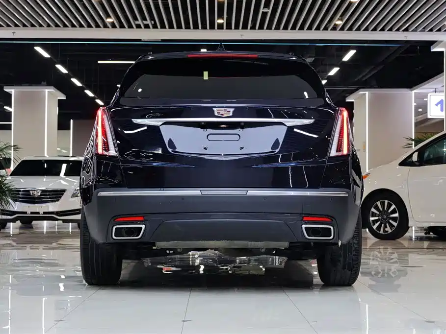 Cadillac XT5 — фото 6