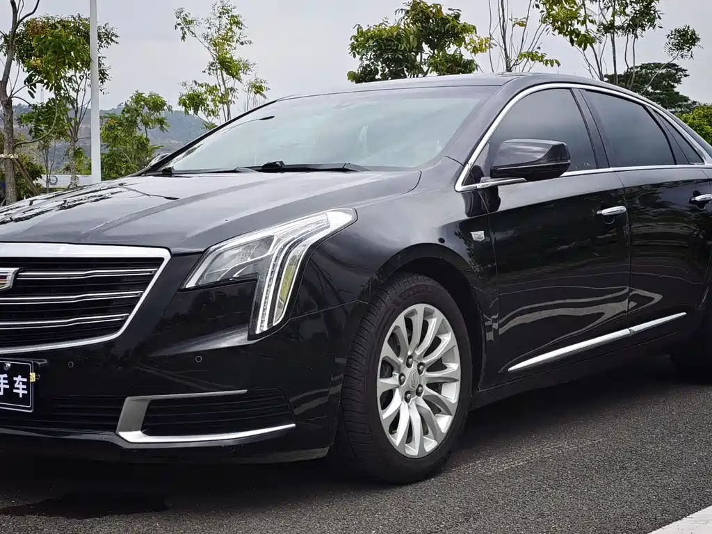 Cadillac XTS — фото 2