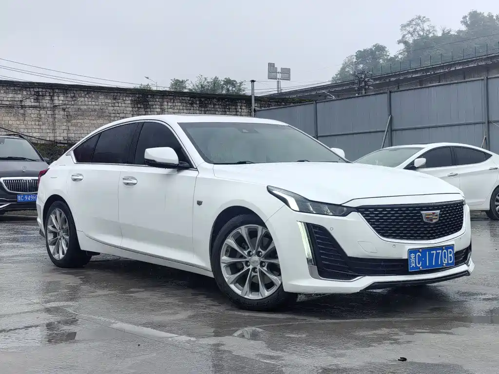 Cadillac CT5 — фото 5