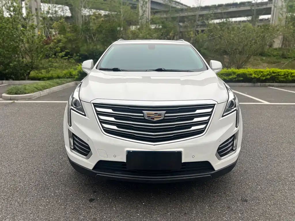 Cadillac XT5 — фото 2