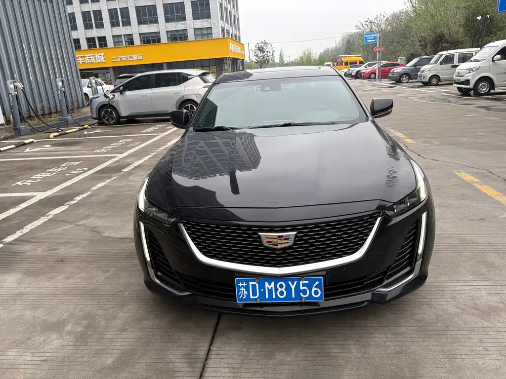 Cadillac CT5 — фото 2