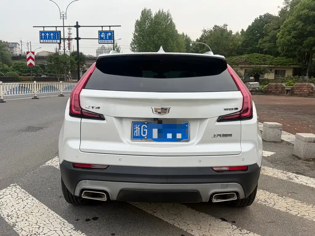 Cadillac XT4 — фото 5