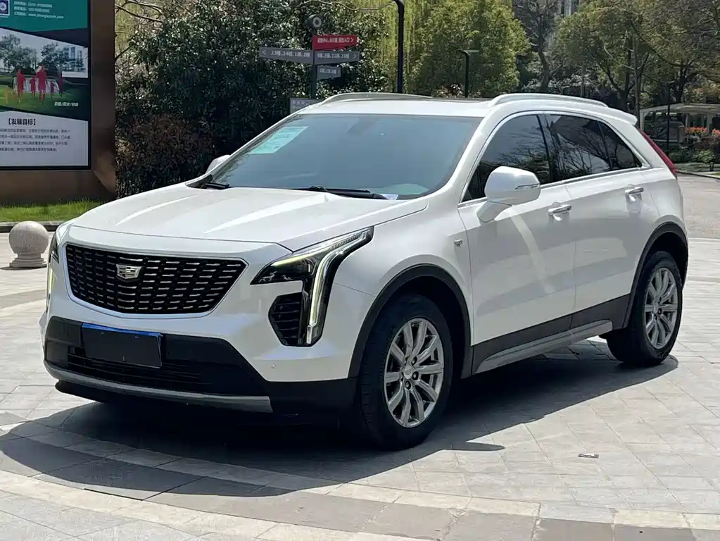 Cadillac XT4 — фото 3