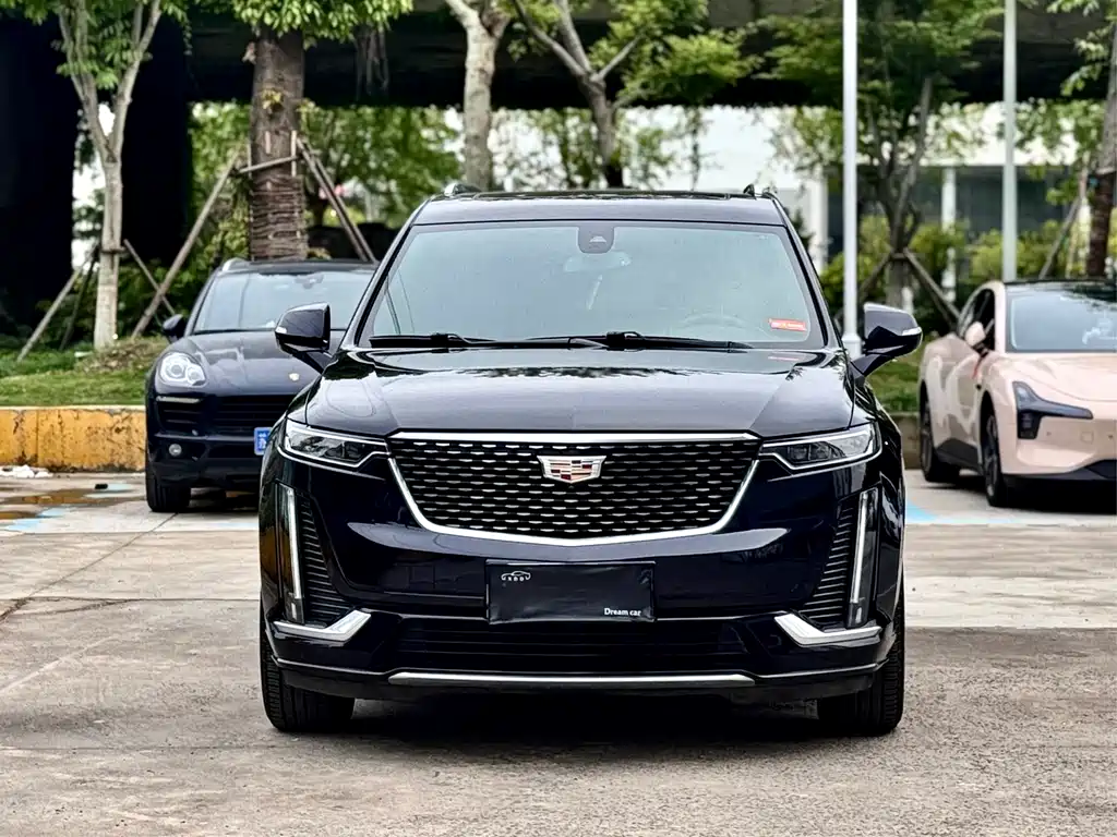 Cadillac XT6 — фото 2