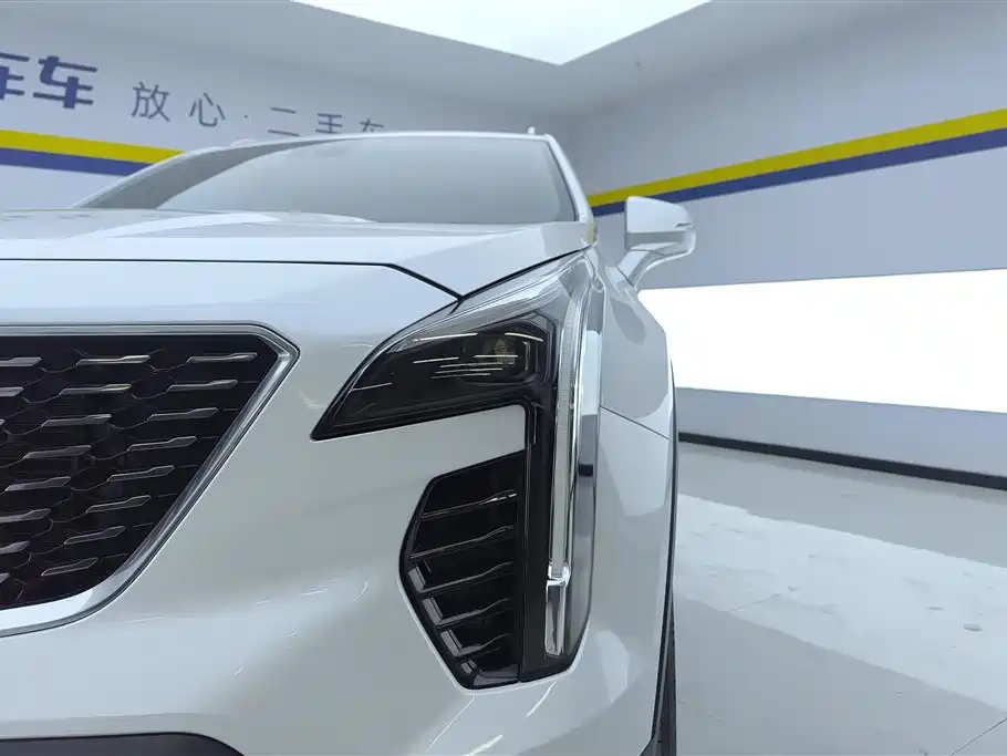 Cadillac XT4 — фото 5