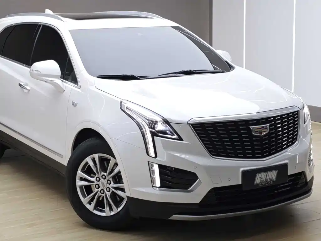 Cadillac XT5 — фото 6