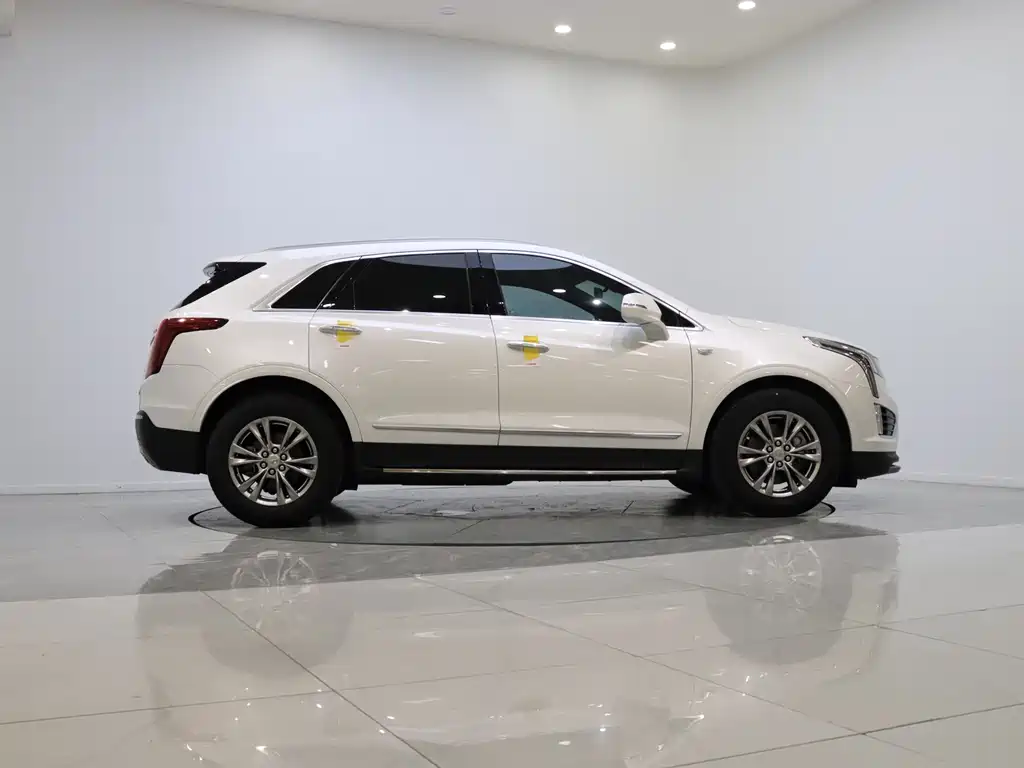 Cadillac XT5 — фото 3