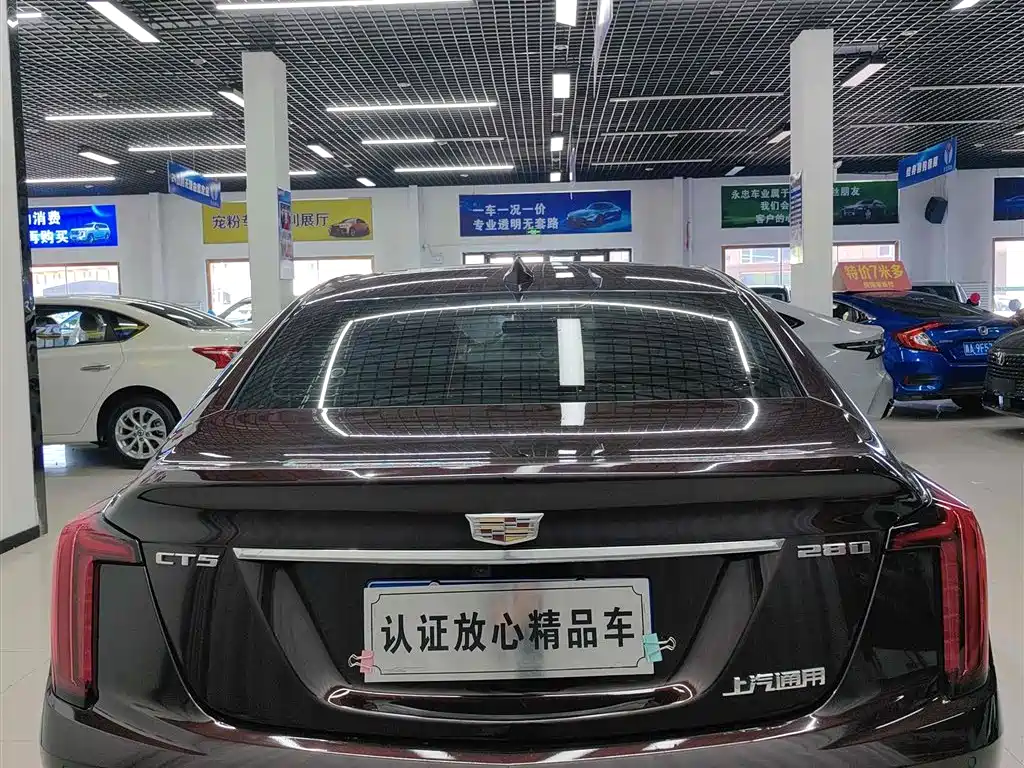 Cadillac CT5 — фото 5