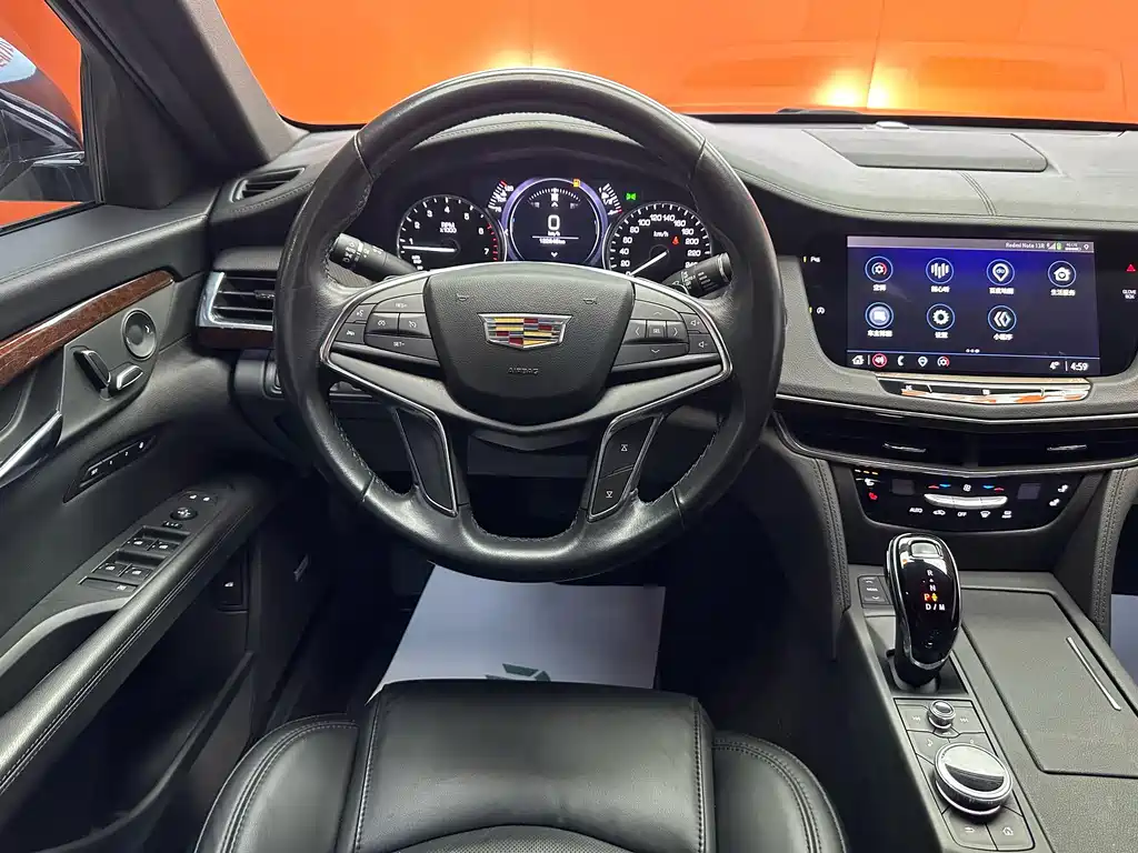 Cadillac CT6 — фото 13