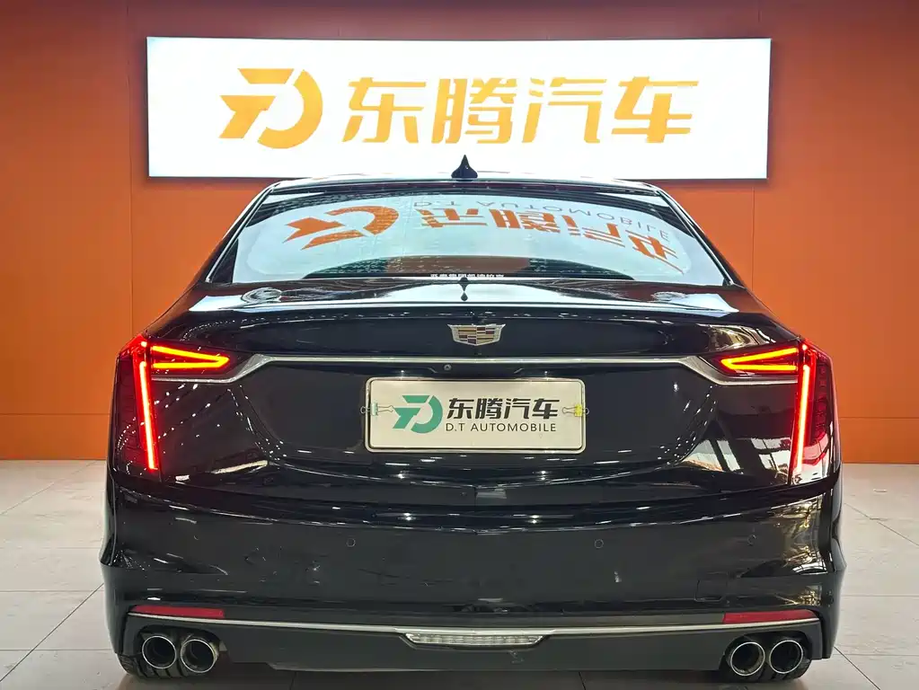 Cadillac CT6 — фото 7