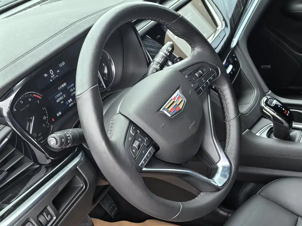 Cadillac XT6 — фото 2