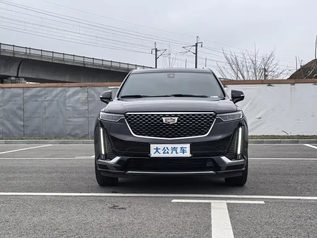 Cadillac XT6 — фото 7